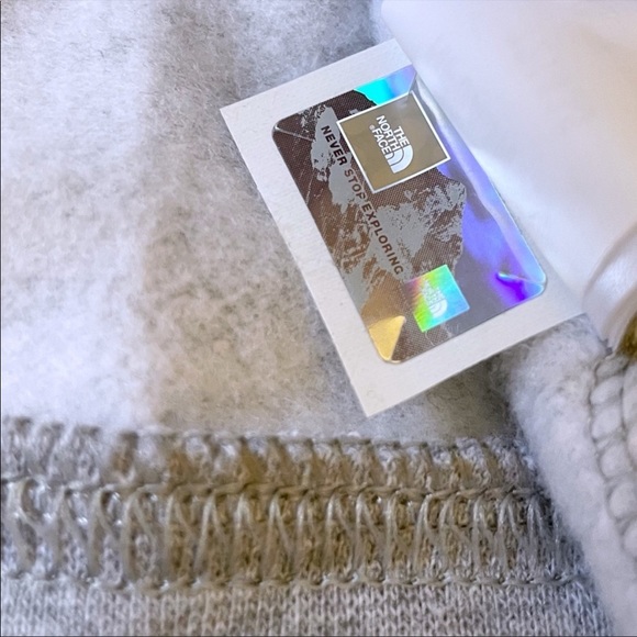 The North Face Women’s Half Dome Hoodie - Picture 5 of 5